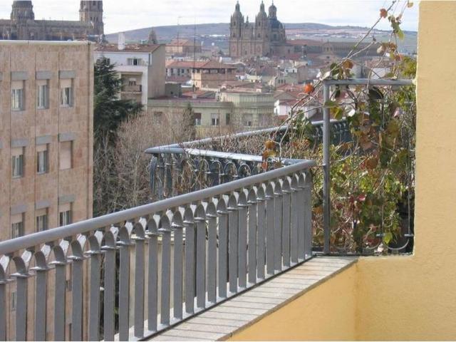 Atico en alquiler en Garrido Labradores 37004