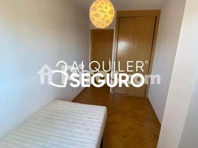 Ático en alquiler en Las Lomas Alamín