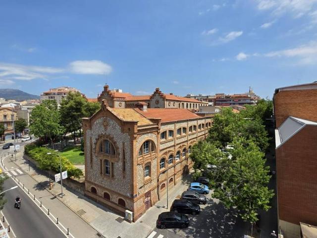 Ático en Alquiler en Plaça Catalunya Escola Industrial