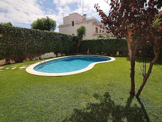 Ático en alquiler en Sitges, de 90 m² 3 habitaciones por 2.550