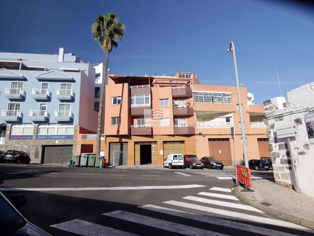 ATICO EN LOS REALEJOS PARA REFORMAR