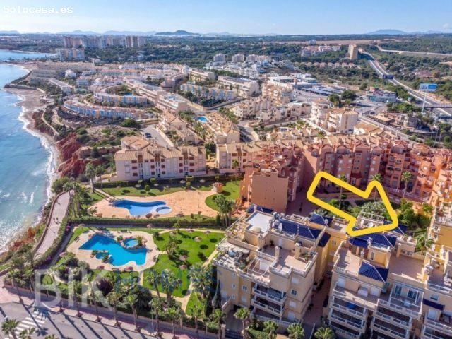 Ático en primera línea en Cabo Roig Orihuela Costa