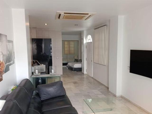 Ático exclusivo con espectacular terraza en el corazón de Triana – Calle Pelay Correa