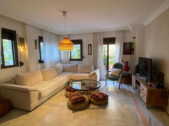 Ático exclusivo de 4 dormitorios junto al Paseo Marítimo y Puerto Deportivo de Marbella