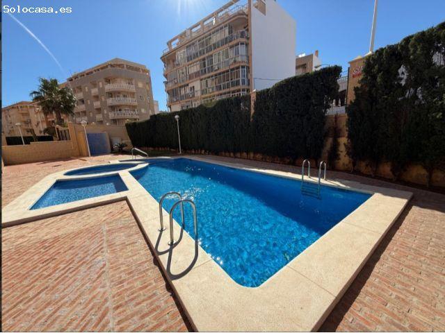 ÁTICO EXCLUSIVO EN LAS ATALAYAS CON VISTAS AL MAR, SOLÁRIUM PRIVADO DE 120 M², GARAJE Y SEGURIDAD 24