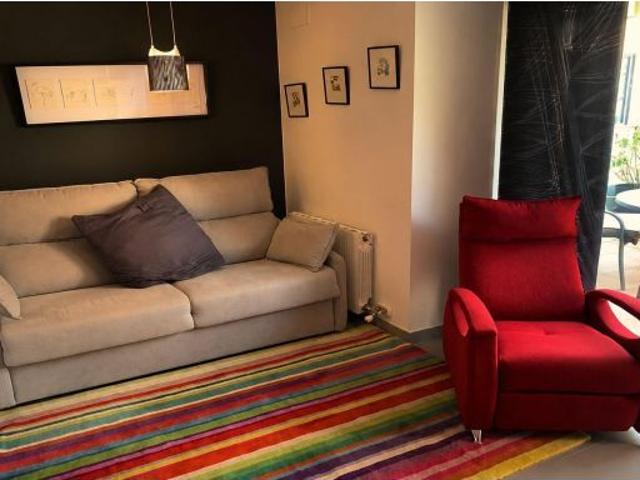 Atico ideal para vivir en el centro de Rosas