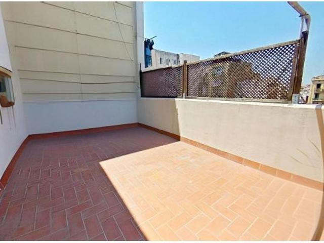 Ático luminoso de 2hab. con terraza de 20m2