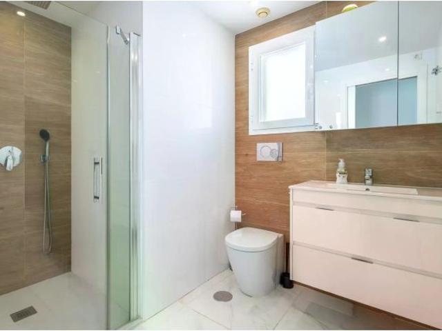 Ático moderno con solárium privado y jacuzzi en Aguas Nuevas
