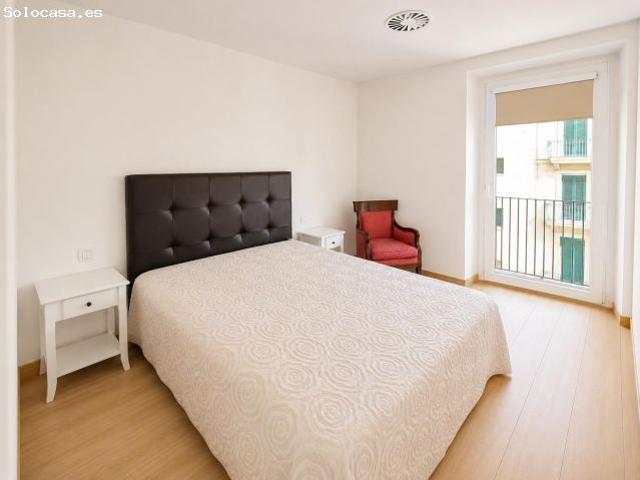 Ático reformado con espectacular terraza de 40 m2 en pleno centro de Reus