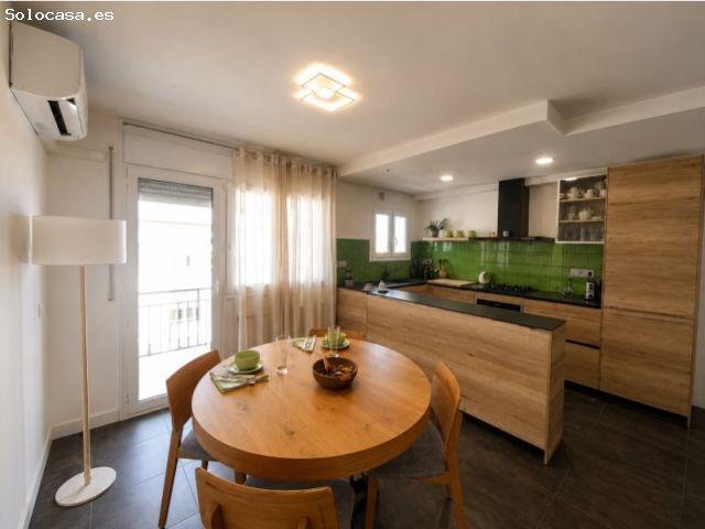 Ático reformado con terraza de 15 m² y vistas a Montserrat en Espirall