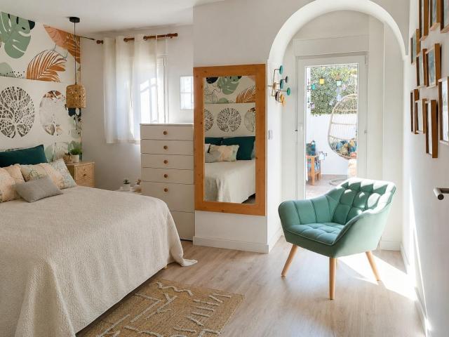 Ático reformado de 2 habitaciones con terraza en El Grau