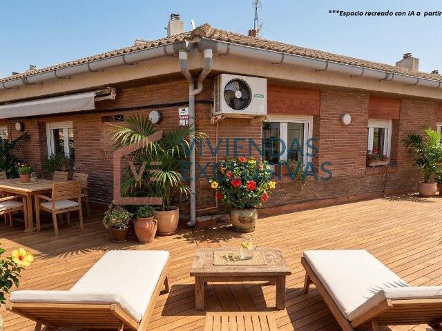 ÁTICO SOLEADO CON VISTAS PANORÁMICAS