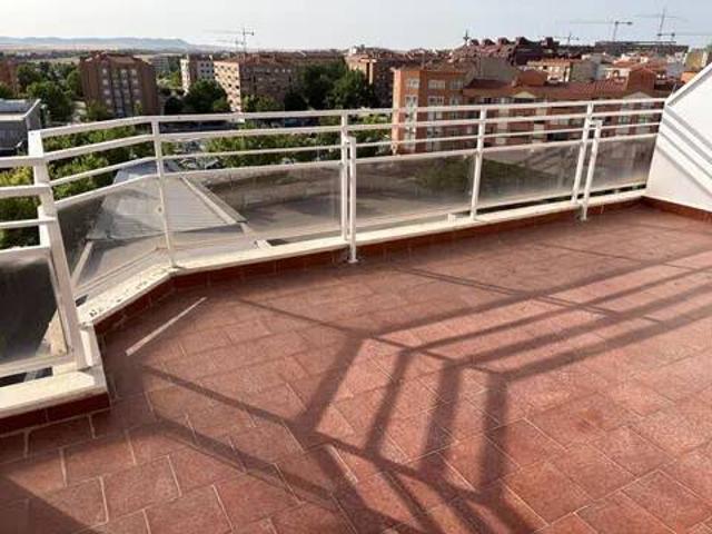 Ático/Buhardilla en Alquiler en Albacete