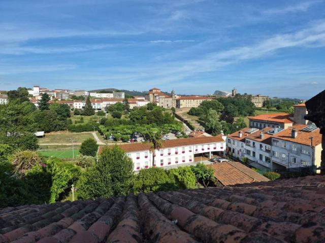Ático/Buhardilla en Alquiler en Santiago de Compostela