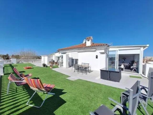 Ático/Buhardilla en Venta en Castelló d'Empúries