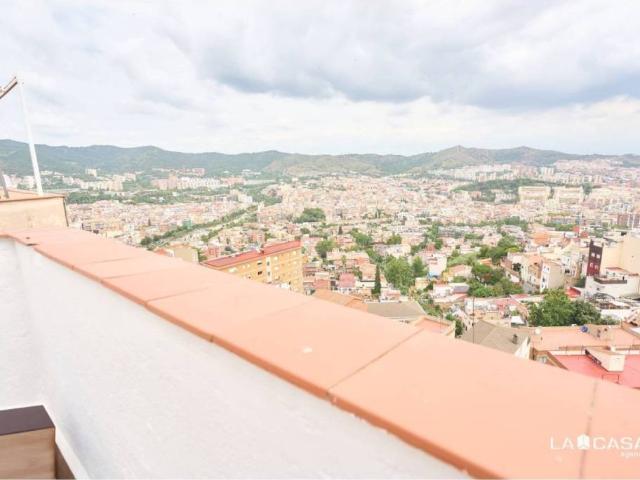 Ático/Buhardilla en Venta en Barcelona
