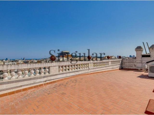 Ático/Buhardilla en Venta en Barcelona