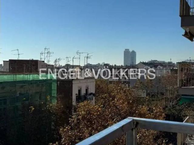 Ático/Buhardilla en Venta en Barcelona