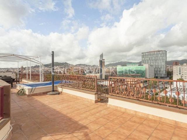 Ático/Buhardilla en Venta en Barcelona