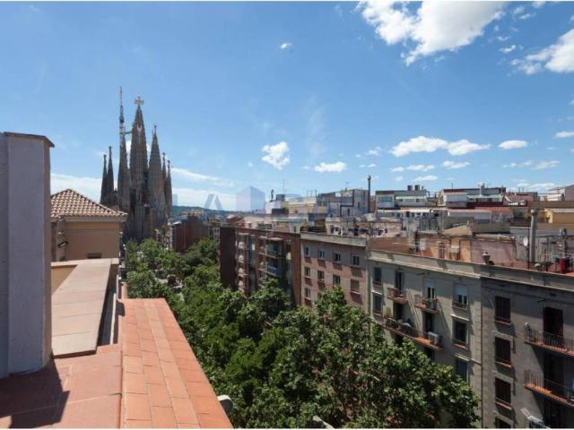 Ático/Buhardilla en Venta en Barcelona