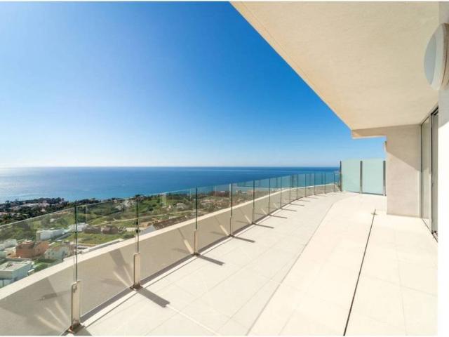 Ático/Buhardilla en Venta en Benalmádena