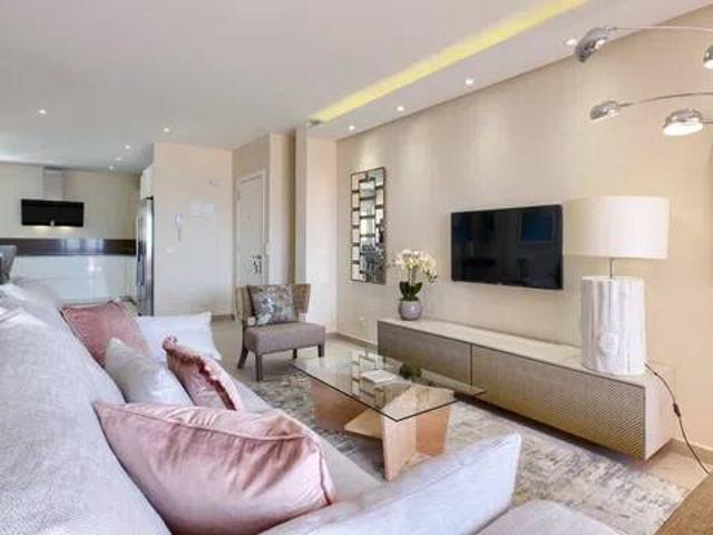 Ático/Buhardilla en Venta en Estepona