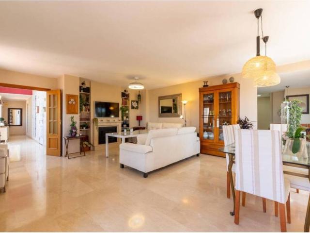 Ático/Buhardilla en Venta en Estepona