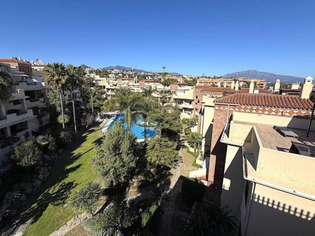 Ático/Buhardilla en Venta en Estepona