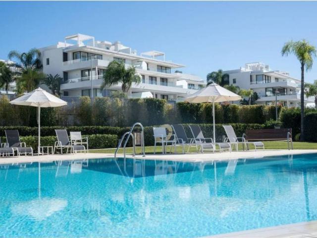 Ático/Buhardilla en Venta en Estepona