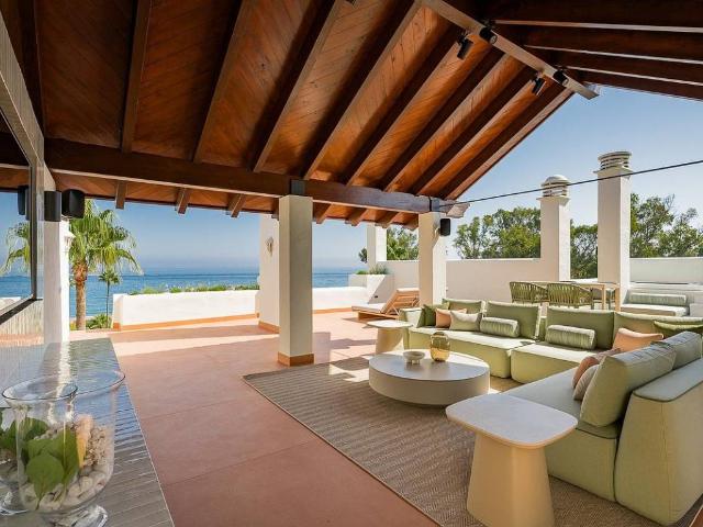 Ático/Buhardilla en Venta en Estepona