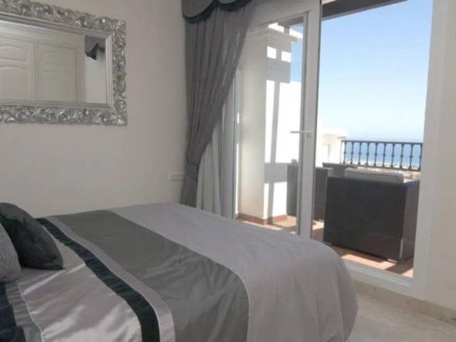 Ático/Buhardilla en Venta en Estepona