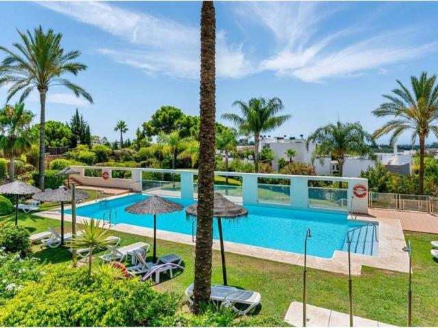 Ático/Buhardilla en Venta en Estepona