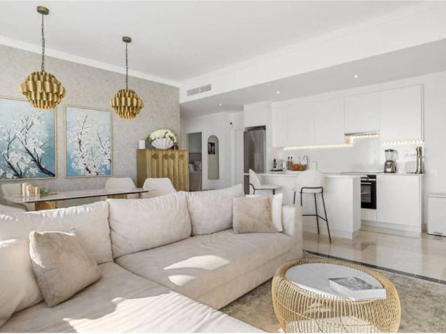 Ático/Buhardilla en Venta en Estepona