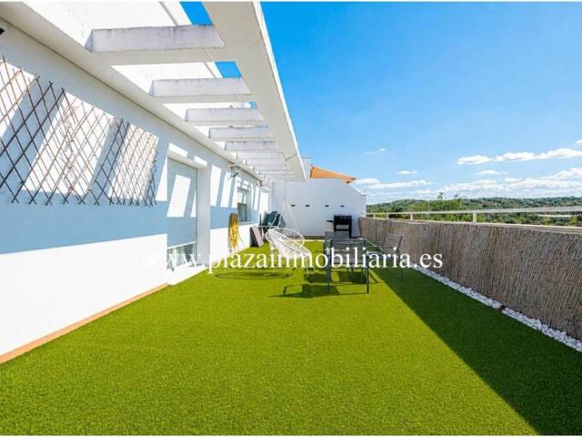 Ático/Buhardilla en Venta en Lucena
