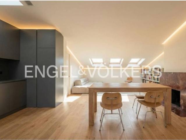 Ático/Buhardilla en Venta en Madrid