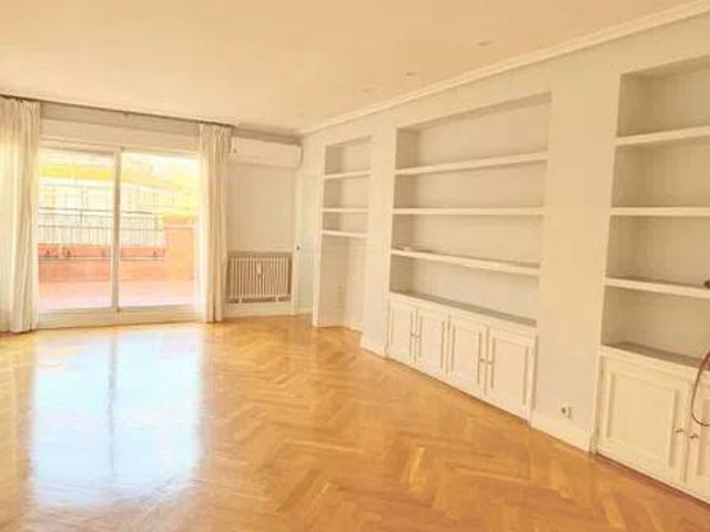 Ático/Buhardilla en Venta en Madrid