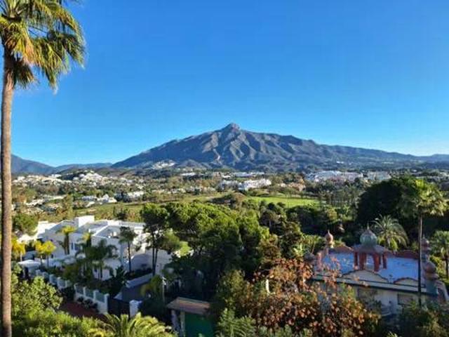 Ático/Buhardilla en Venta en Marbella