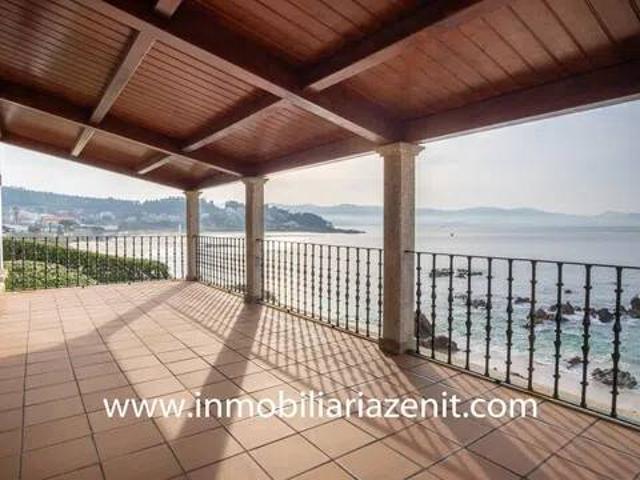 Ático/Buhardilla en Venta en Sanxenxo