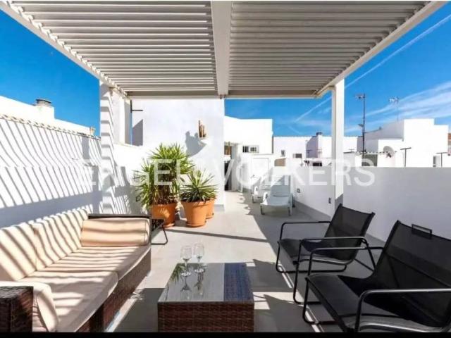 Ático/Buhardilla en Venta en Sevilla
