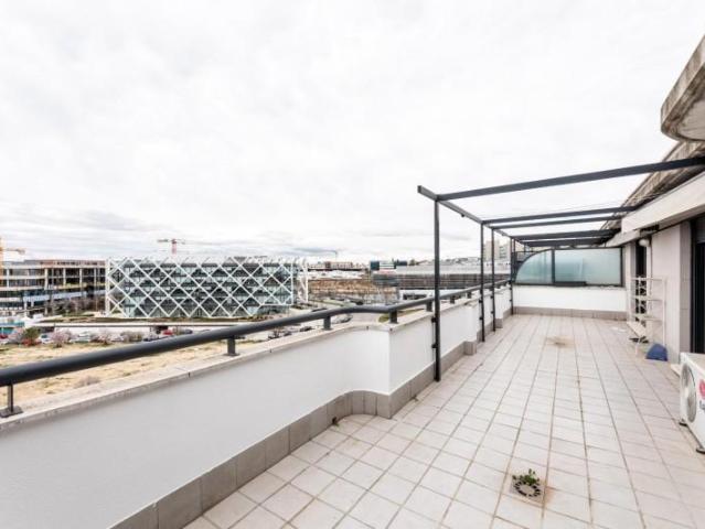 Aticos en alquiler en Madrid, Las Tablas