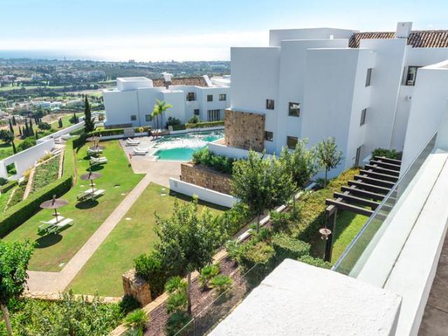 Aticos en venta en Benahavís, Los Flamingos Golf