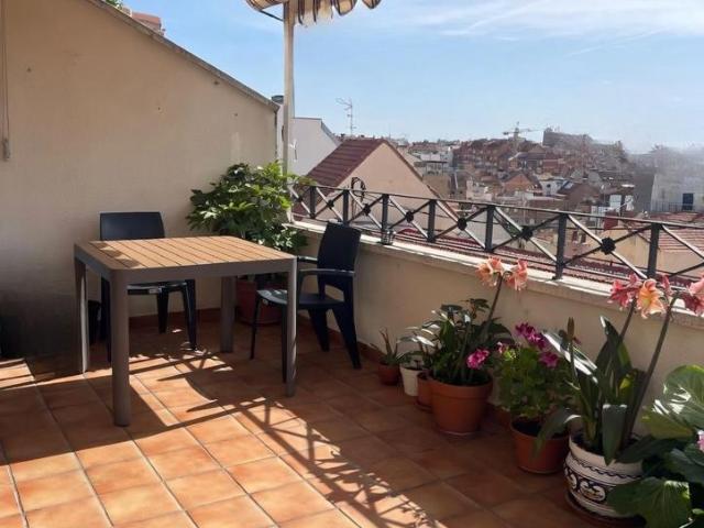 Aticos en venta en Madrid, Calle de las Azucenas, 28039