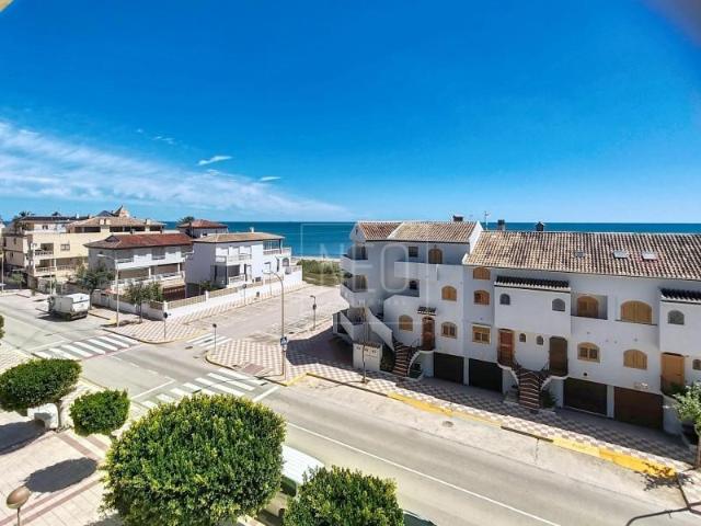 Aticos en venta en Tavernes de la Valldigna, Urbanizacion playa naranjos