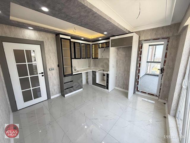 !ATLAS'TAN CADDE CEPHELİ CAM BALKONLU LÜX YAPIYA SAHİP 3+1 DAİRE