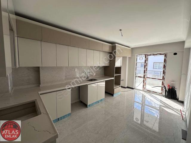Atlas'tan Güneycephe Genişbalkon Genişmutfak Şıktasarım