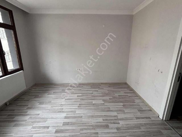 Atlastan Kiralık 2+1 Turan Mah. Ziraat Bankası Civarı