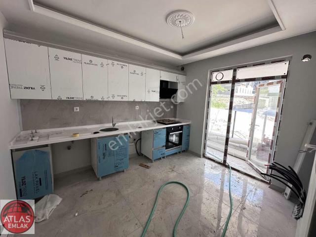 Atlas'tan Sıfıryapı Okulyakını Genişmutfaklı E.banyo
