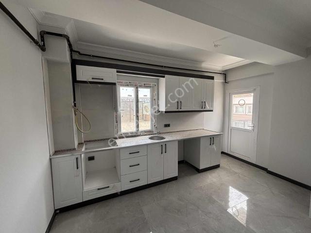 Atlas'tan Selvilitepede Kiralık 2+1 Sıfır Daire
