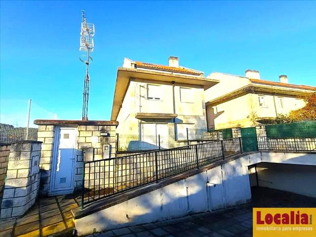 Atractivo chalet en venta,Oreña, Alfoz de Lloredo
