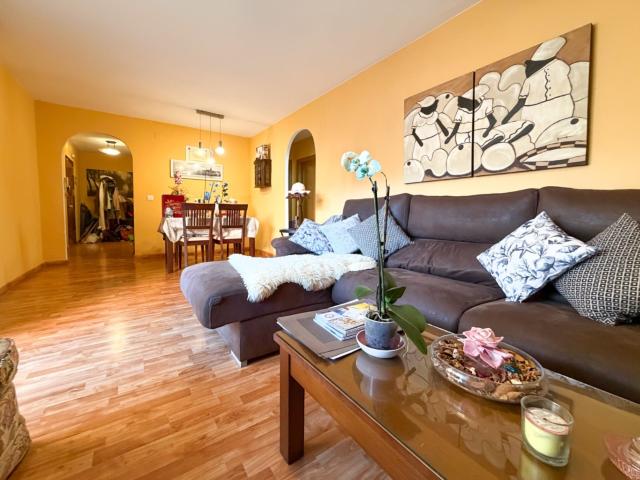 Atractivo Apartamento en Campello PlayaDescubra la esencia d. 105m² El Campello